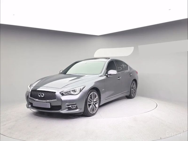 Infiniti Q50