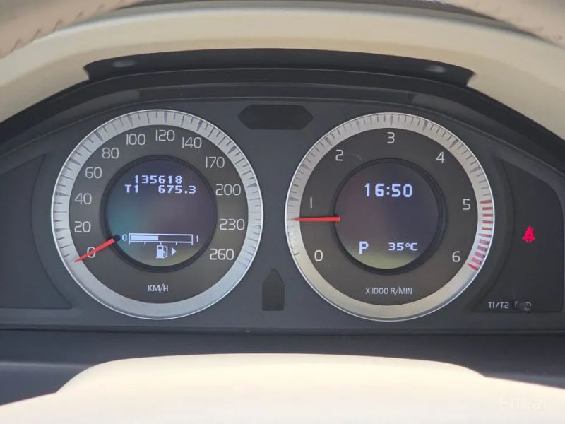 Volvo XC70