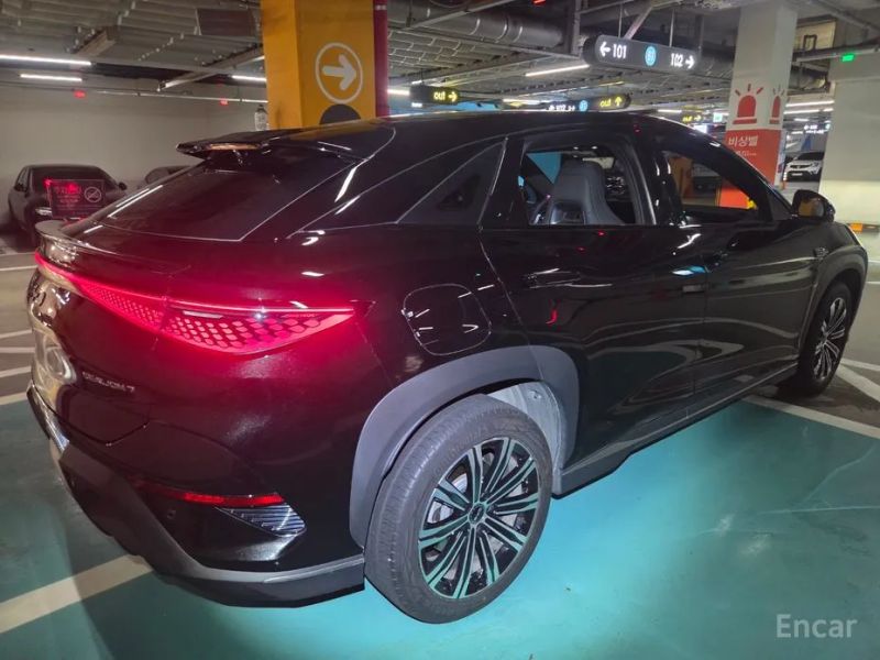 BYD Sealion 7