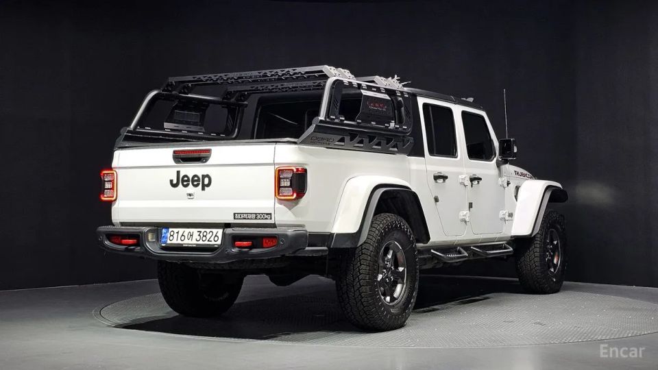 Jeep gladiator
