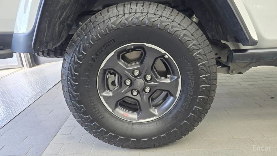 Jeep gladiator