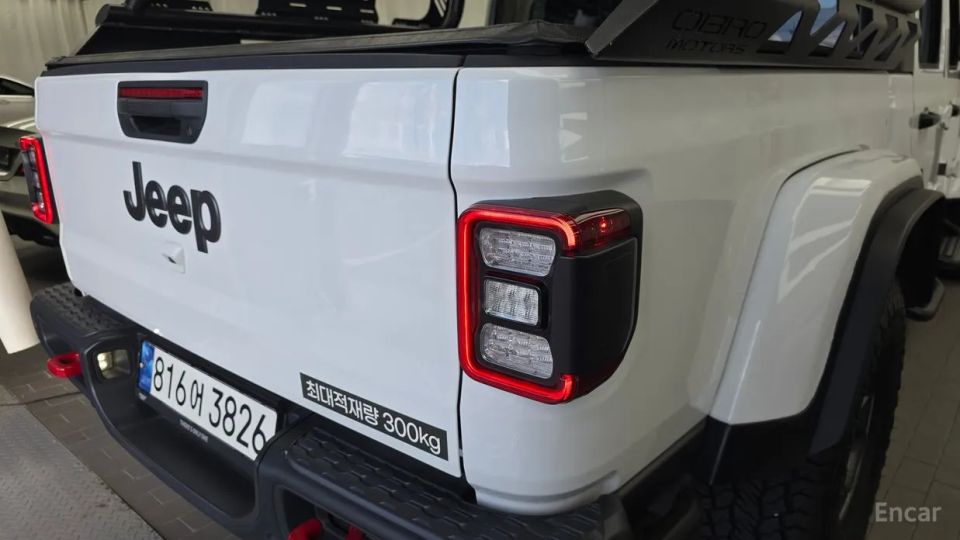 Jeep gladiator