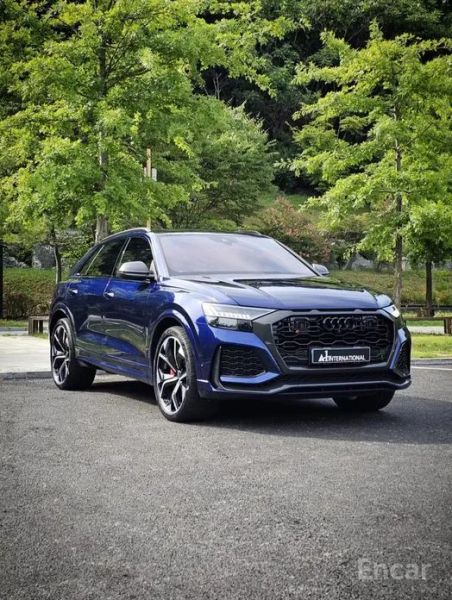 Audi rsq8