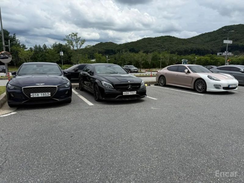 Mercedes-Benz CLS-Class