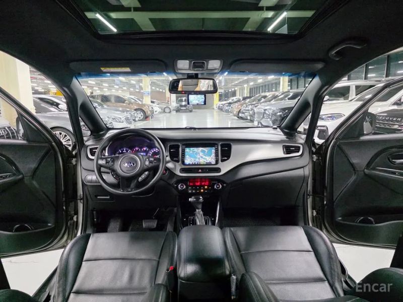 Kia Carens