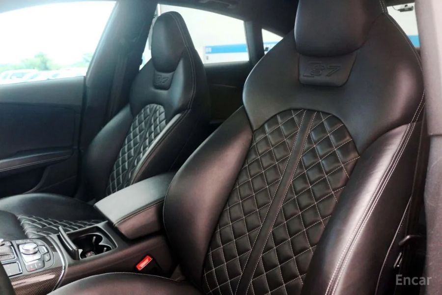 Audi S7