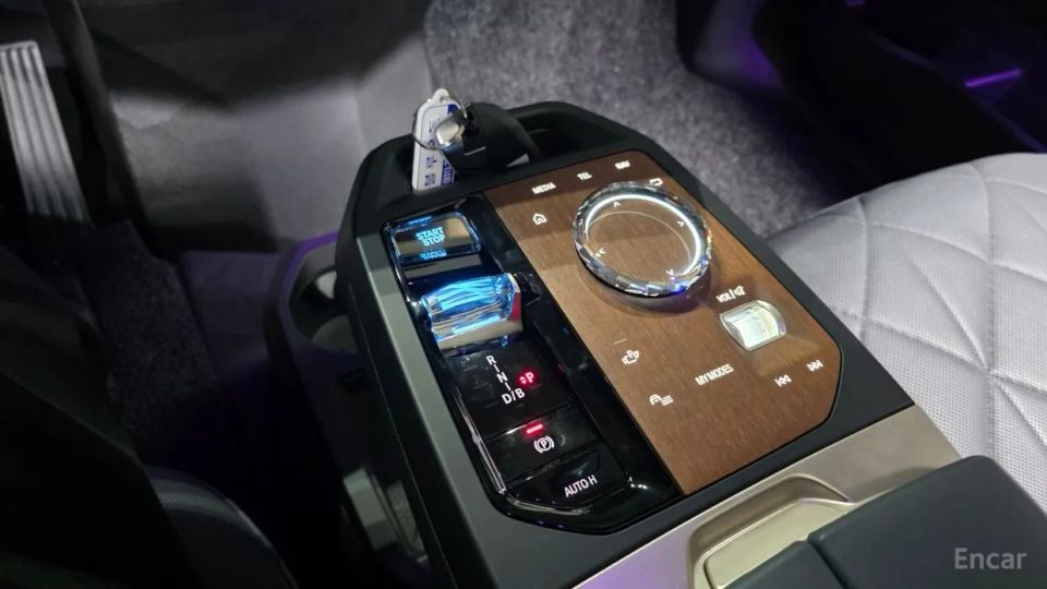 BMW ix