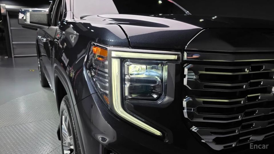 GMC Sierra