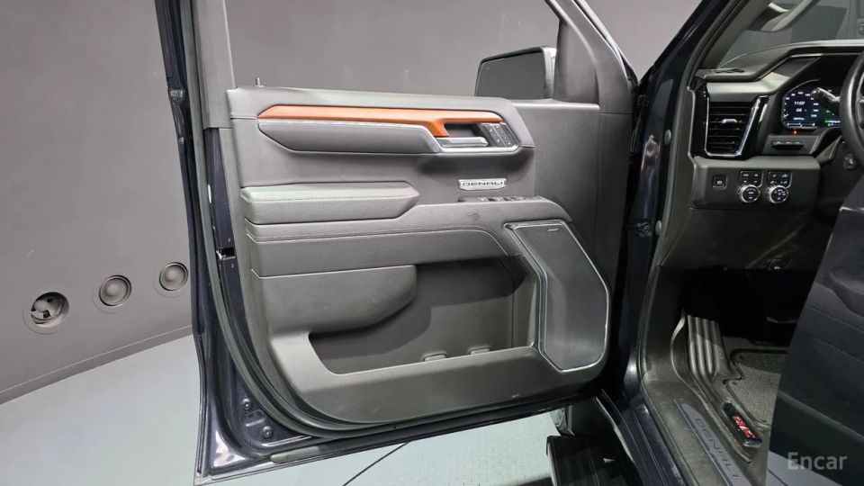 GMC Sierra
