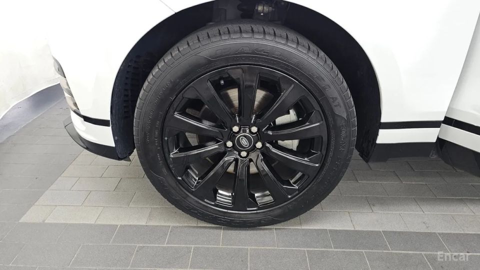 Land Rover Range Rover Velar