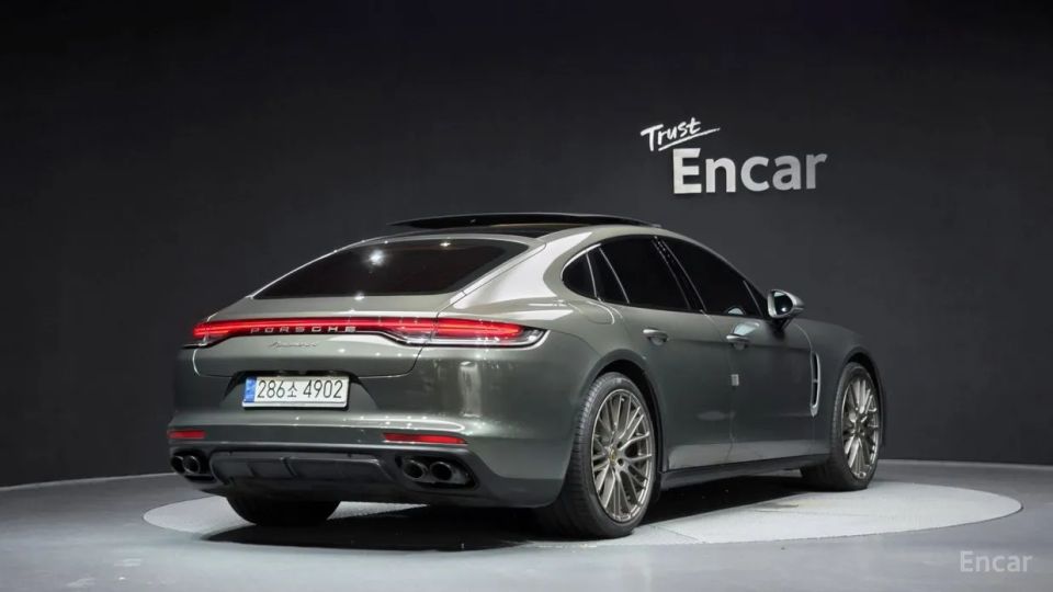 Porsche Panamera