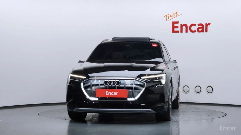 Audi E-tron