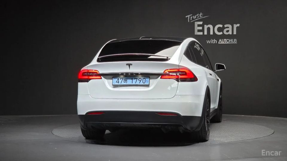 Tesla model-x