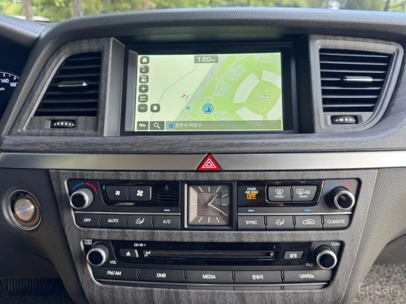 Hyundai Genesis
