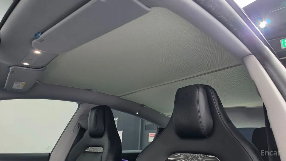 Tesla model-y