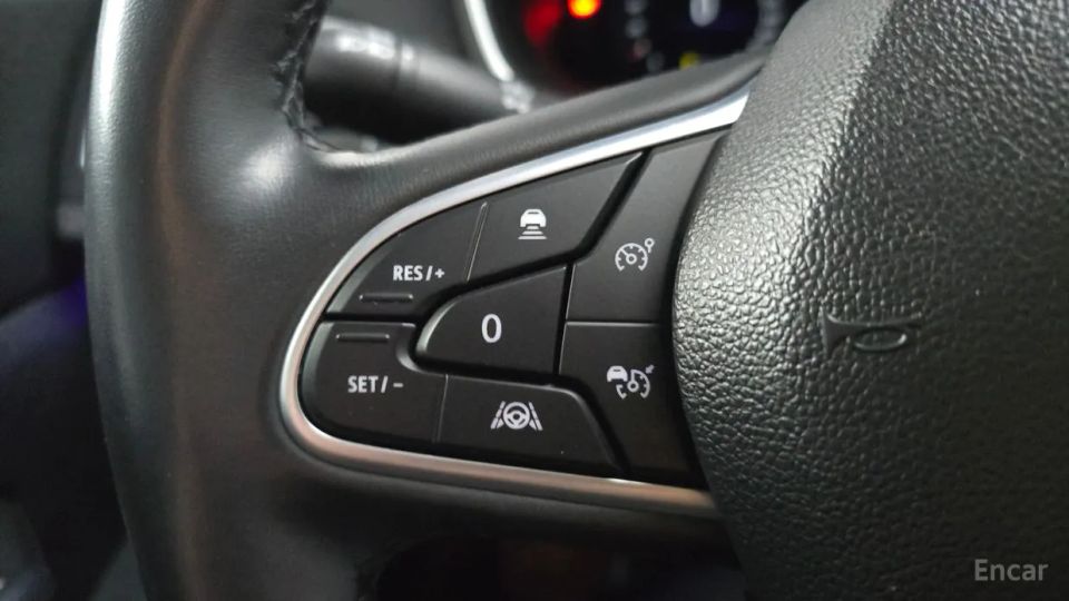 Renault-KoreaSamsung SM6
