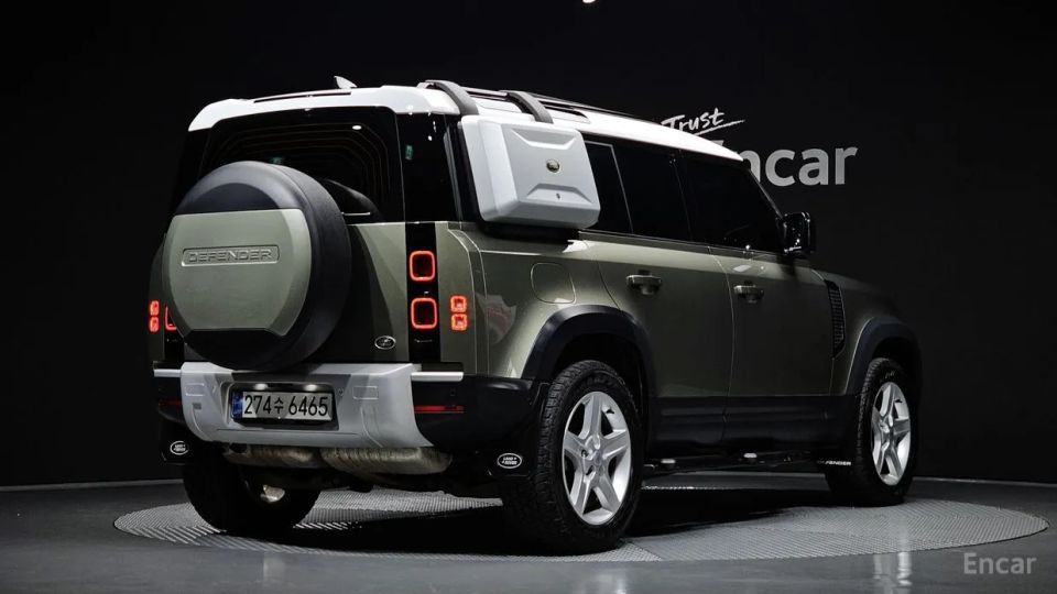 Land Rover Defender