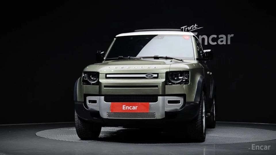 Land Rover Defender
