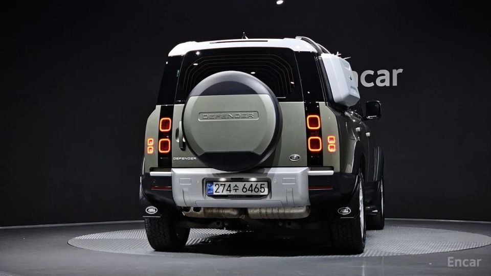 Land Rover Defender