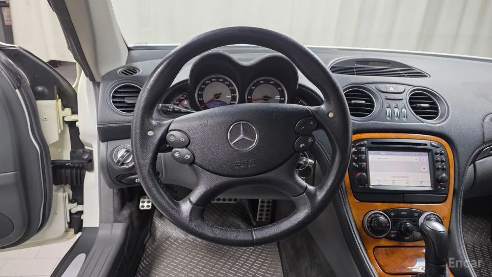 Mercedes-Benz SL-Class