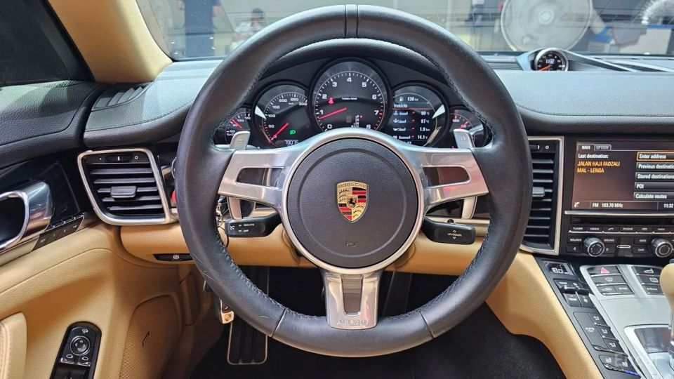 Porsche Panamera