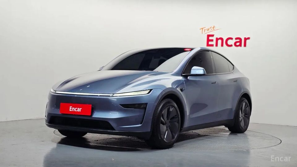 Tesla model-y