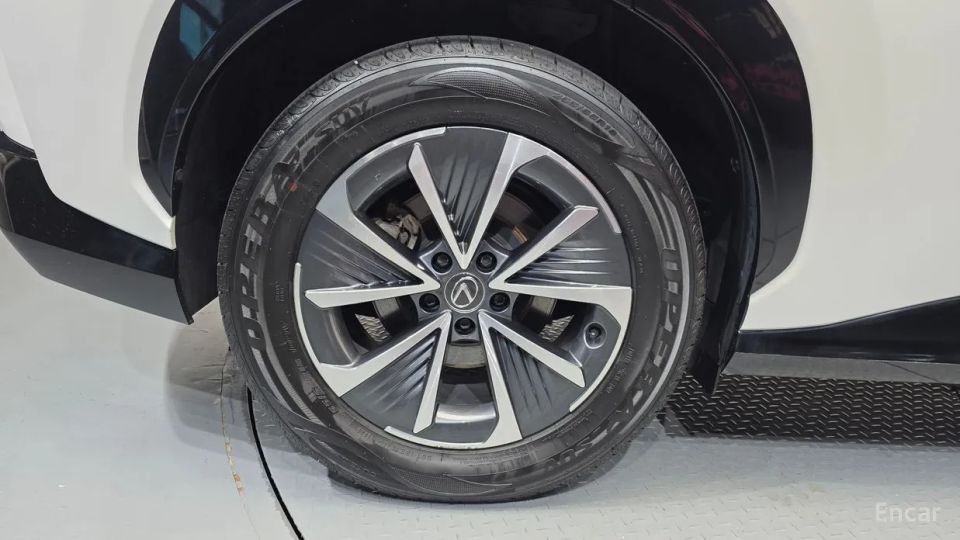 Lexus RZ
