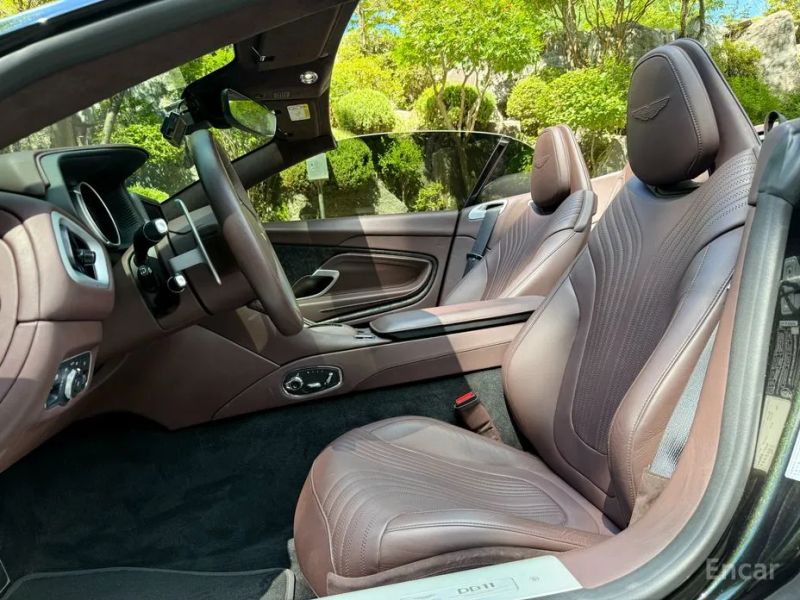 Astonmartin DB11