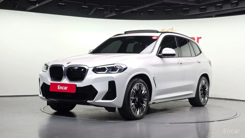 BMW ix3