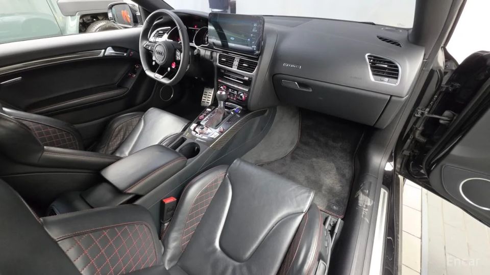 Audi rs5