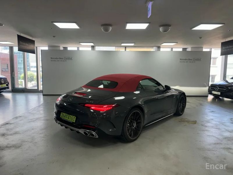 Mercedes-Benz SL-Class