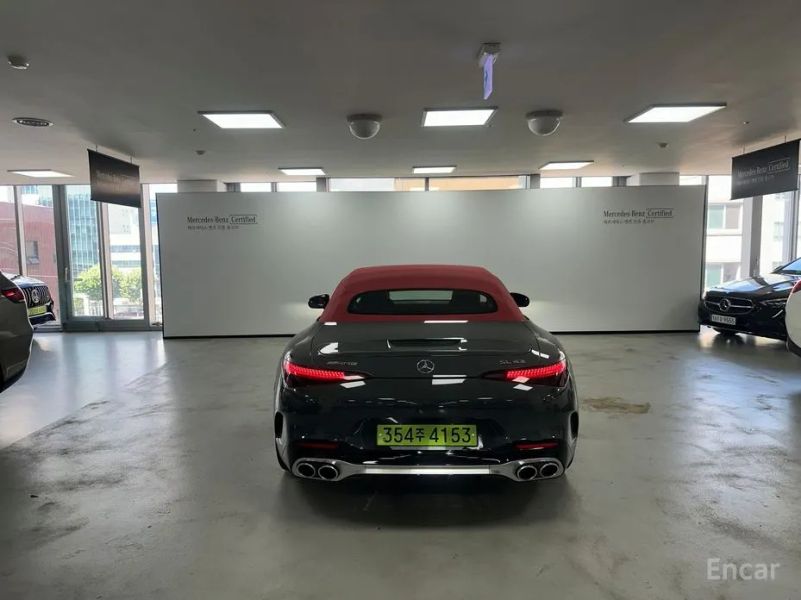 Mercedes-Benz SL-Class