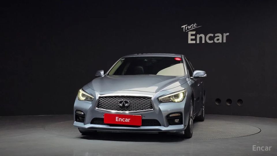 Infiniti Q50
