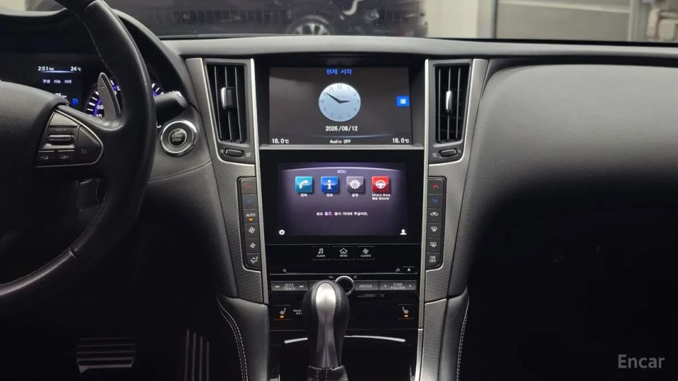 Infiniti Q50