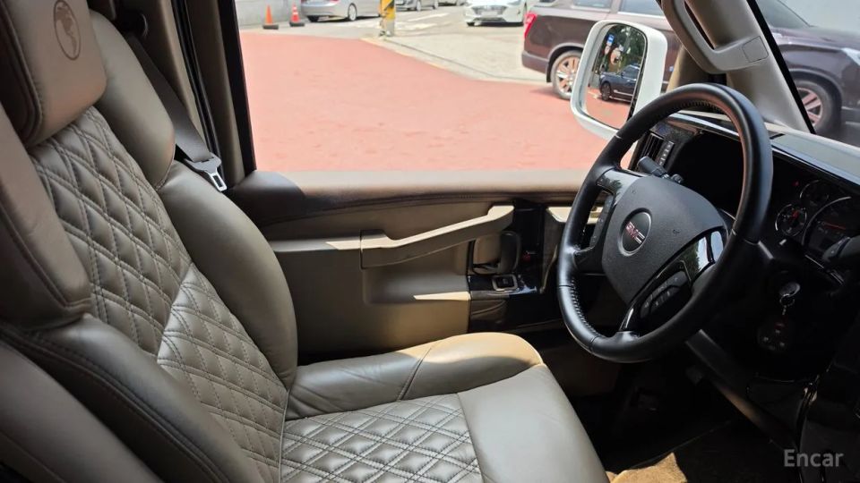 GMC Savana