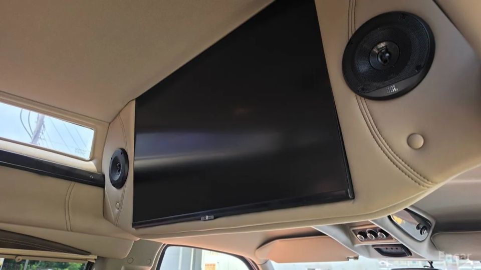 GMC Savana