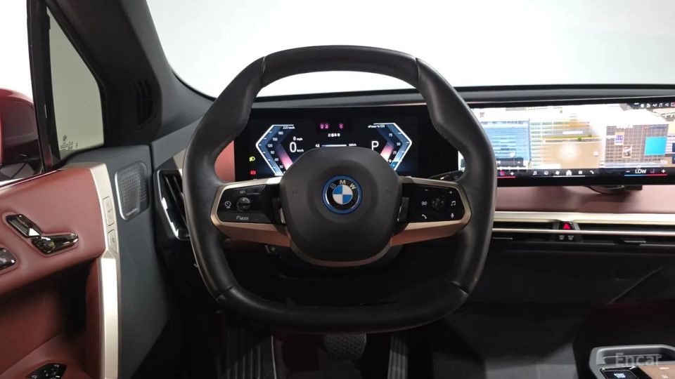 BMW ix