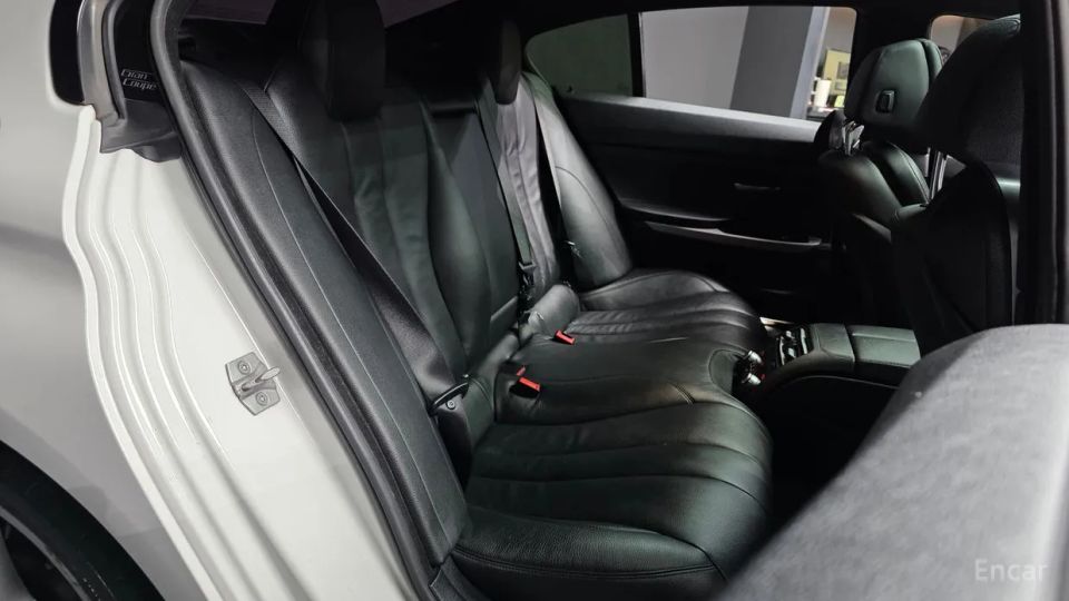 BMW 6-series