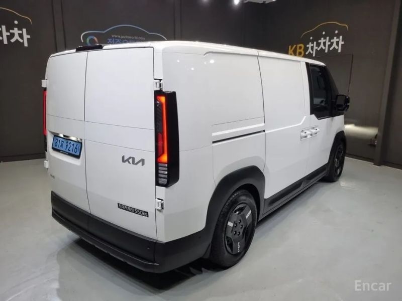 Kia PV5