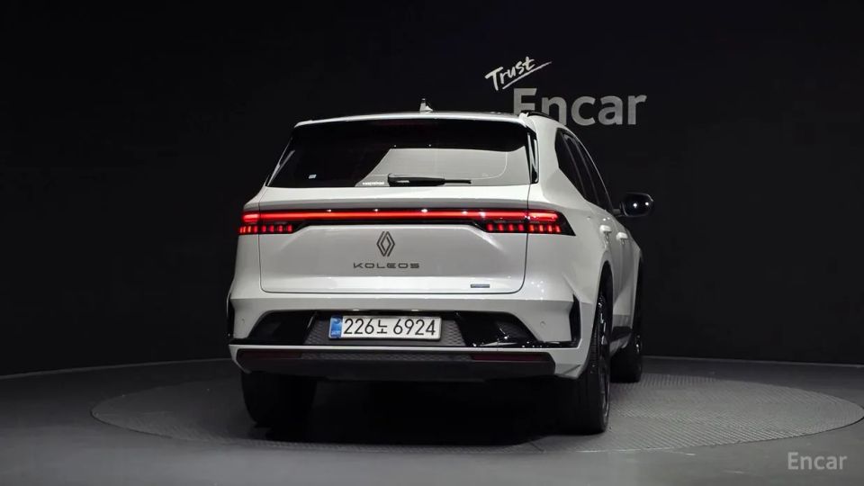 Renault-KoreaSamsung Grand Koleos