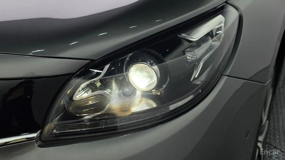 Renault-KoreaSamsung SM7