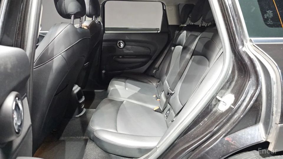 Mini clubman
