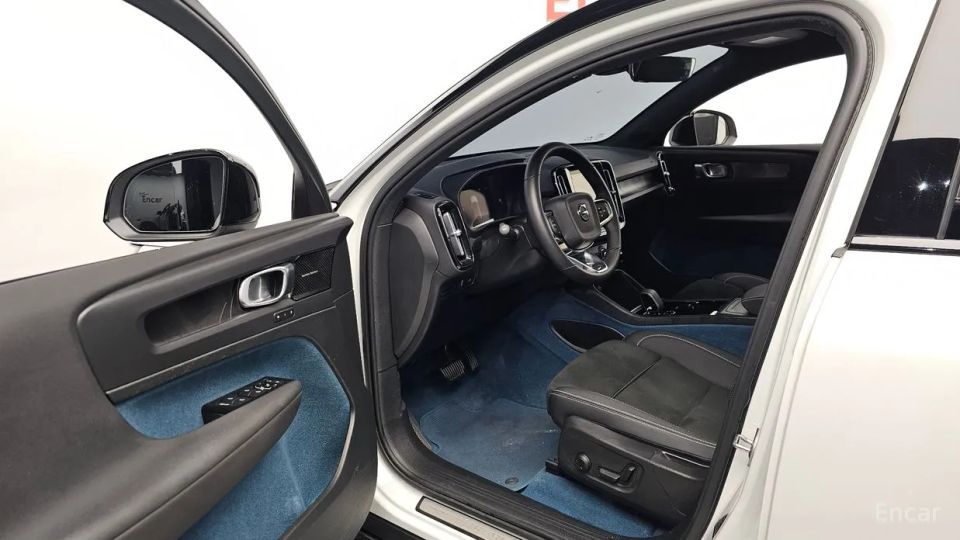 Volvo C40