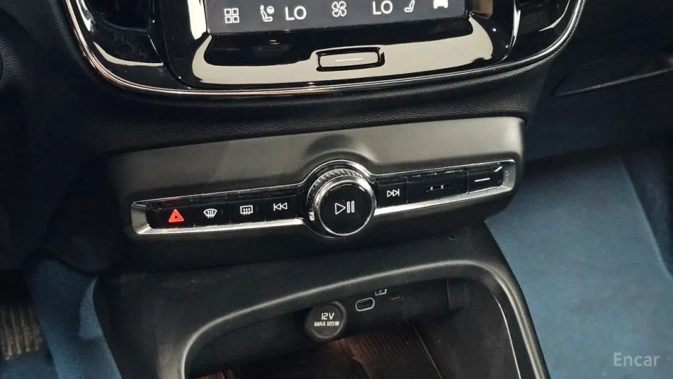 Volvo C40