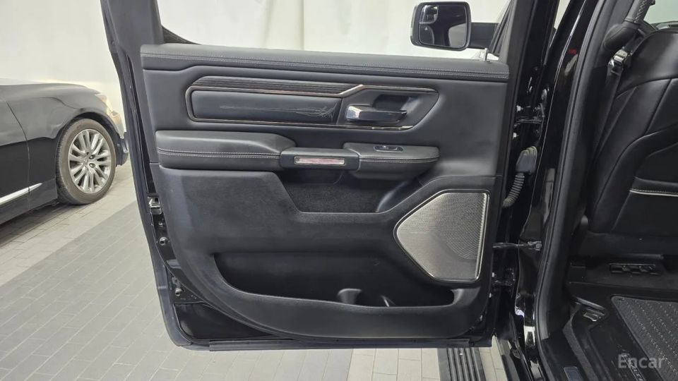 Dodge Ram Pick Up