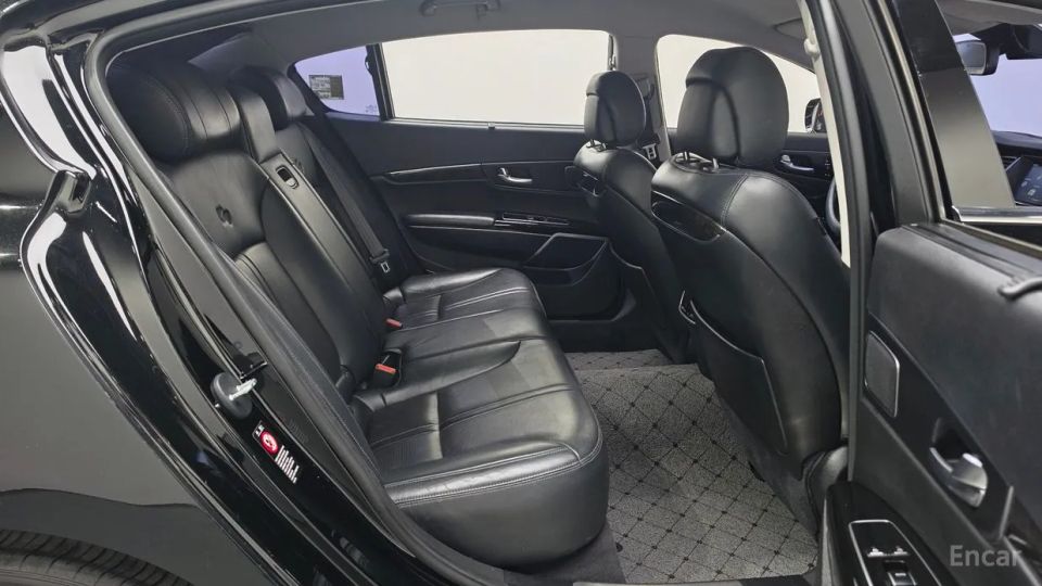 Kia K9