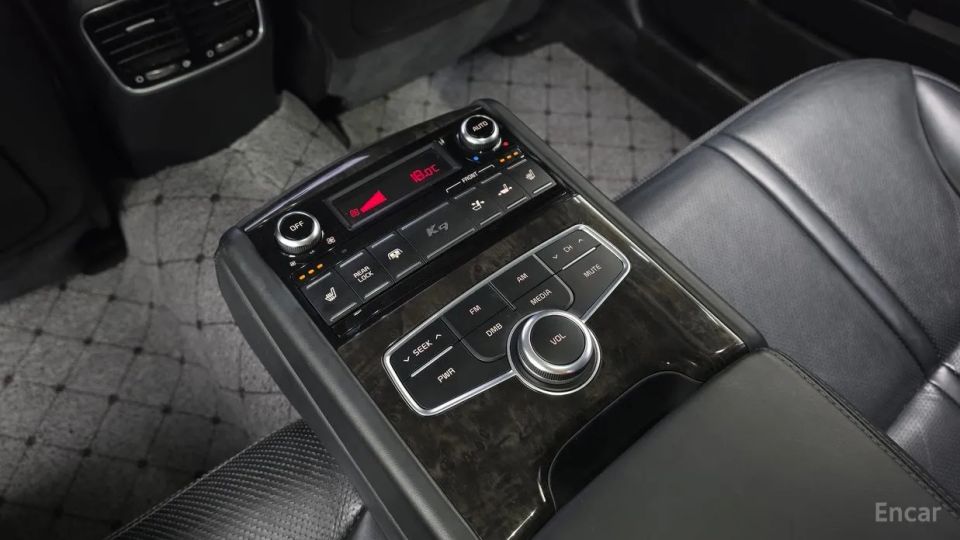 Kia K9