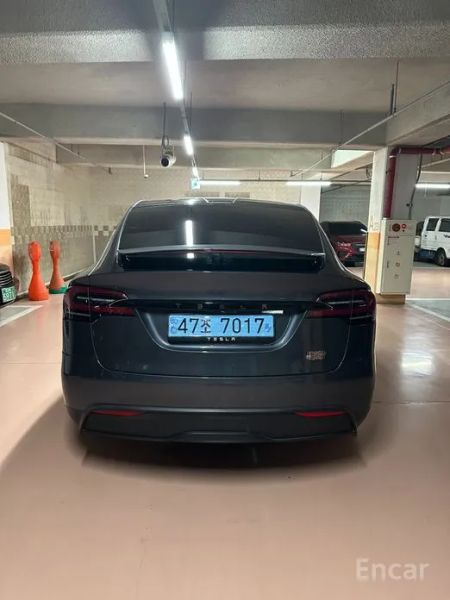 Tesla model-x