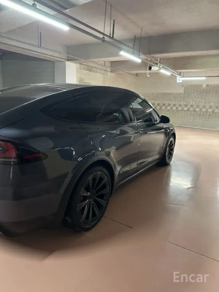 Tesla model-x