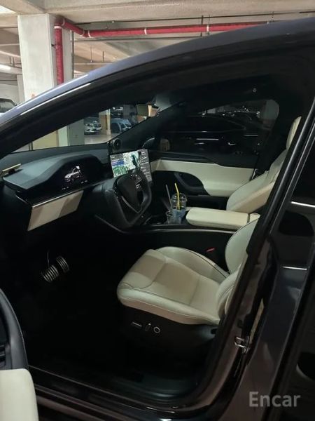 Tesla model-x